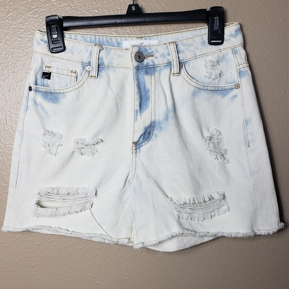 KanCan High Rise Distressed Light Acid Wash Shorts-Size XS - Picture 1 of 7